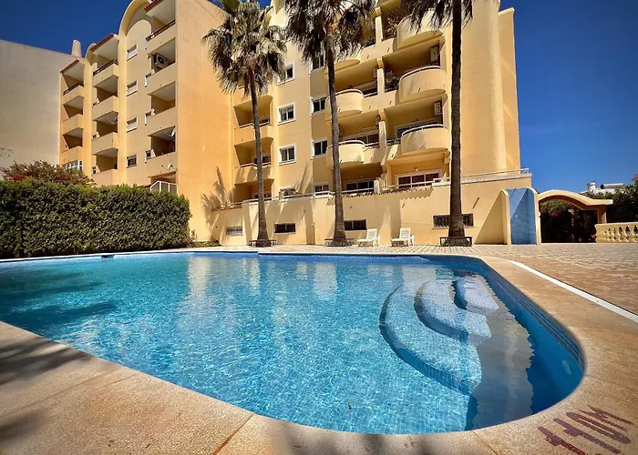 Marina Sol With Pool By Homing Apartamento