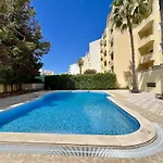 Апартаменти Marina Sol With Pool By Homing *